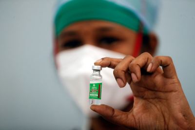 WHO chấp thuận dùng khẩn cấp vắc xin COVID-19 Việt Nam sắp nhập